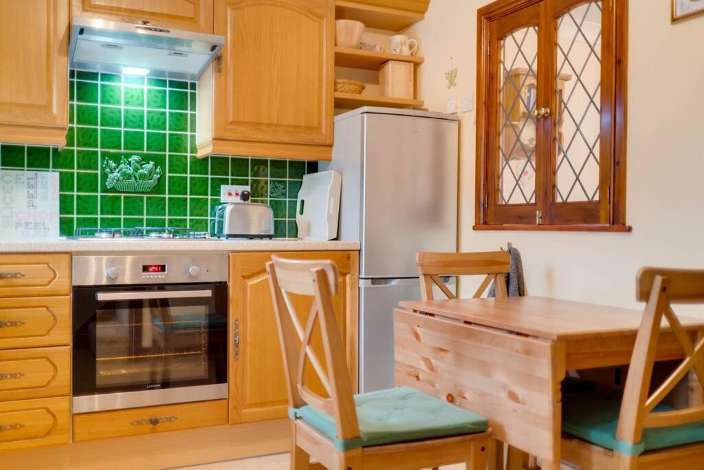 Barley Cottage Whittington  Bagian luar foto