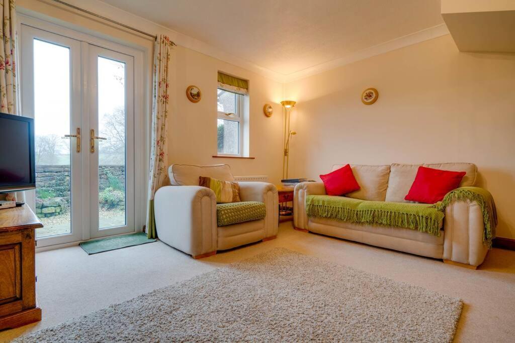 Barley Cottage Whittington  Bagian luar foto